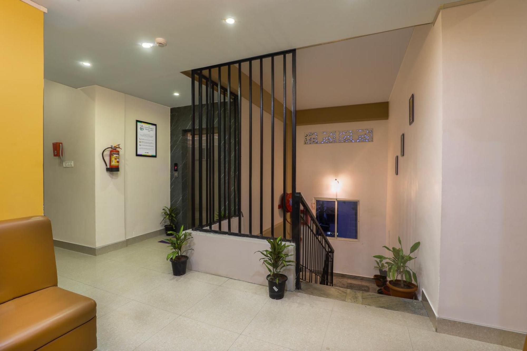 Treebo Urban Oasis Inn Ґувахаті Екстер'єр фото
