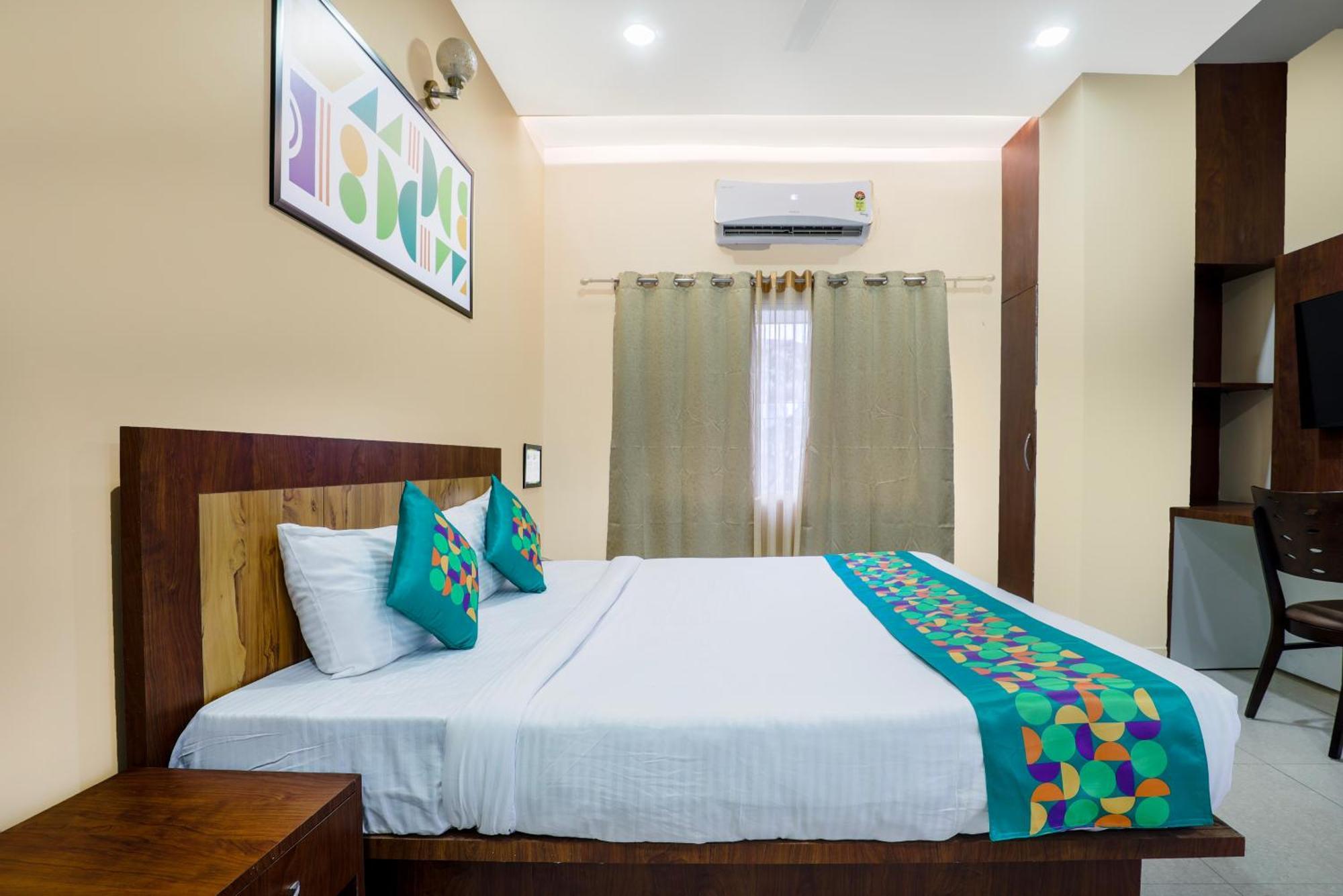 Treebo Urban Oasis Inn Ґувахаті Екстер'єр фото